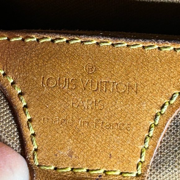 Authentic Louis Vuitton Ellipse Backpack - Picture 7 of 15